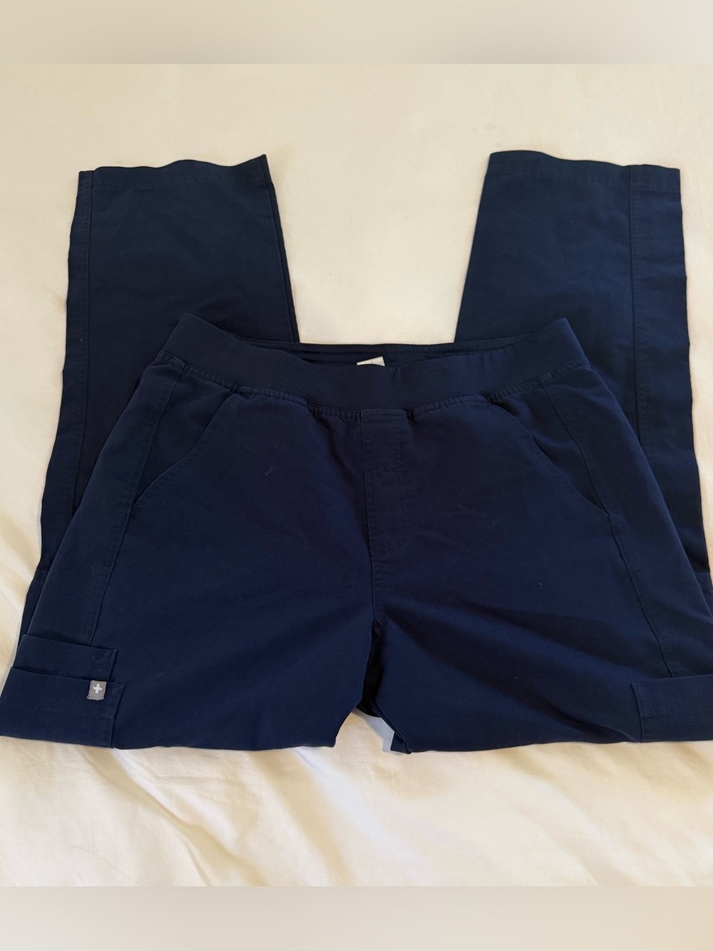 FIGS Men's Axim Cargo Scrub Pants Navy Blue  Medium Short
